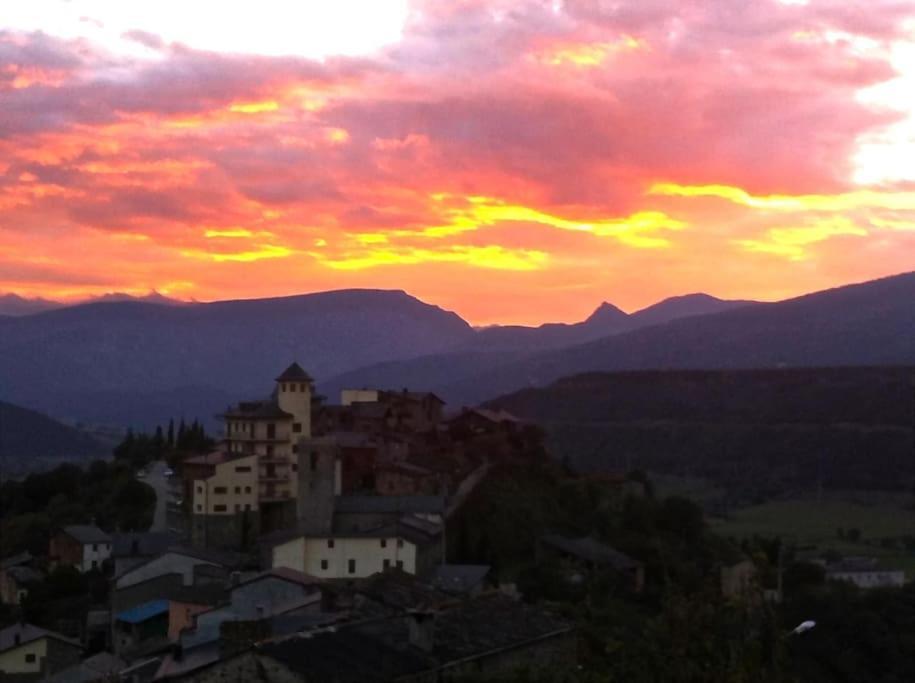 Apartament Gran Pirineu Montferrer Extérieur photo