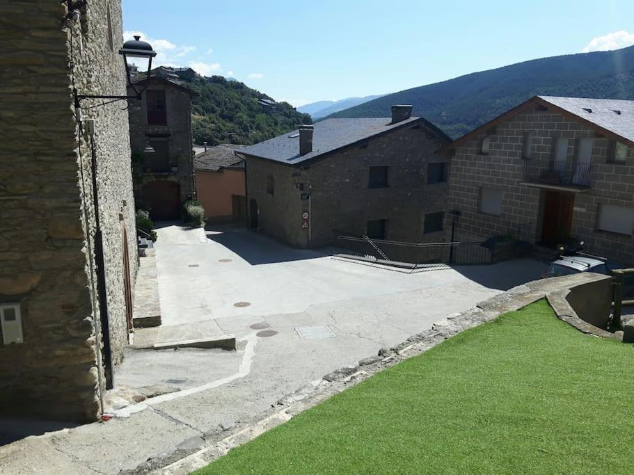 Apartament Gran Pirineu Montferrer Extérieur photo